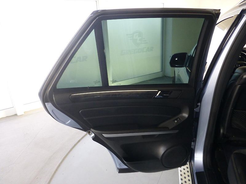 Mercedes-Benz Třídy M (2009) 450-225KW*AMG*VZDUCH**TAŽ 3,5T - fotka 12 z 26