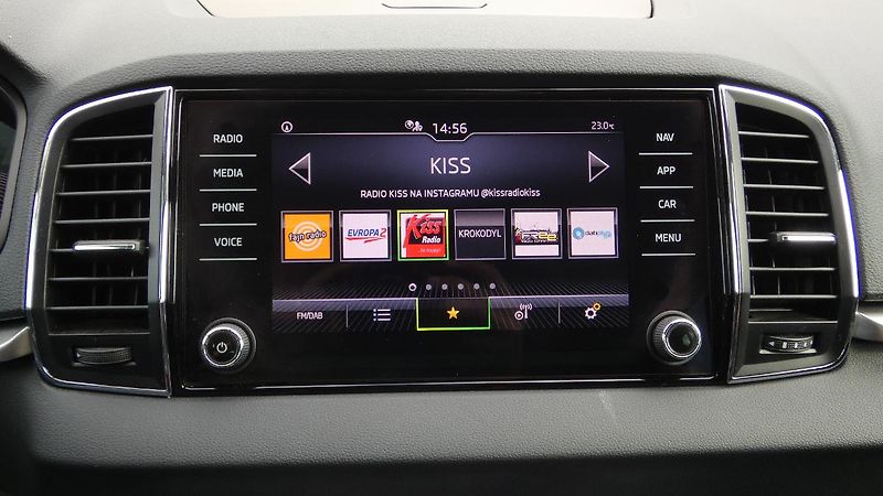Škoda Karoq 1,5 TSI Ambition DSG - fotka 14 z 21