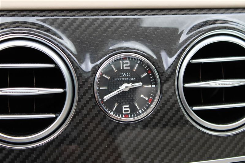 Mercedes-Benz Třídy S S 63 AMG/25.200km/TOP/CZ - fotka 27 z 46