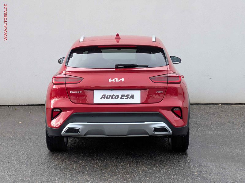 Kia XCeed (2022) 1.5 TGDi, ČR, Premium, navi - fotka 5 z 17