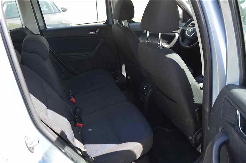 Škoda Yeti (2010) 2,0 TDI - fotka 26 z 29
