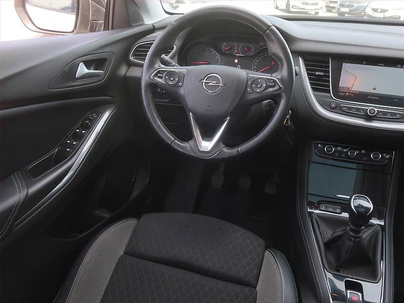 Opel Grandland X (2019) 1.2 Turbo, Serv.kniha, Kůže - fotka 7 z 15