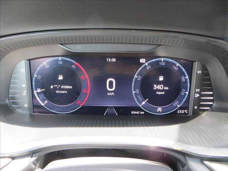 Škoda Octavia 2,0 TDI Ambition ČR - fotka 23 z 25