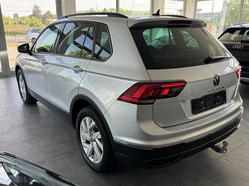 Volkswagen Tiguan (2023) 2,0TDi DSG REZERVACE - fotka 6 z 38