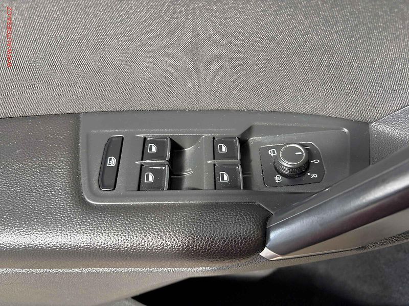 Volkswagen Tiguan (2017) 2.0 TDi 4x4, Highline, DSG - fotka 12 z 16