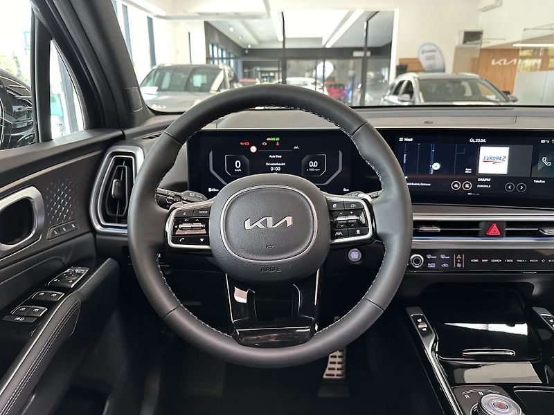 Kia Sorento 2,2 CRDi 4x4 8DCT TOP  - fotka 11 z 31