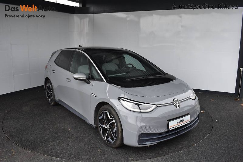 Volkswagen ID.3 (2020) 150kW, CZ ,1.Majitel - fotka 9 z 20