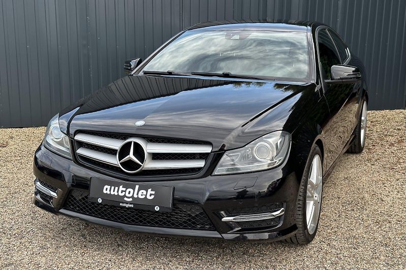 Mercedes-Benz Třídy C 220 CDI AMG PACKET - fotka 4 z 6