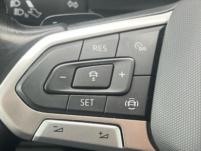 Volkswagen Tiguan Allspace 2,0 TDi 110kW 7DSG LIFE - fotka 19 z 26