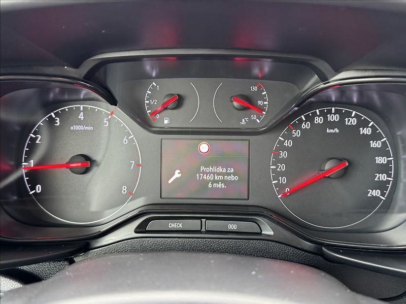 Opel Combo 1,2 T LIFE DPH tažné 1.maj ČR - fotka 30 z 50