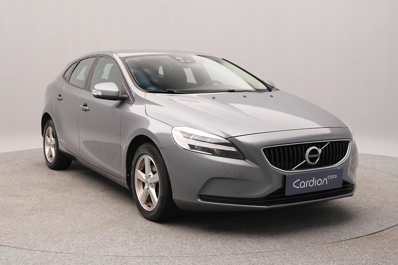 Volvo V40 D2 KINETIC REZERVACE - fotka 12 z 47