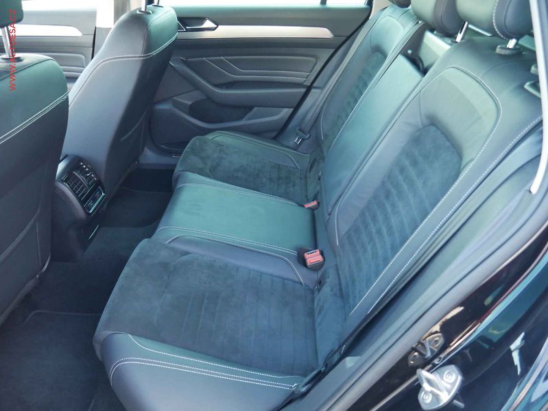 Volkswagen Passat (2020) 2.0TDi, ELE, DSG, LED - fotka 10 z 25