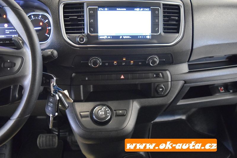 Peugeot Expert 2.0 BHDI LONG 6.MÍST AUTOMAT   - fotka 37 z 56