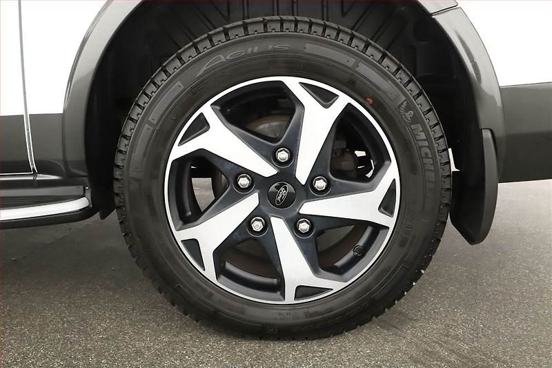 Ford Tourneo Custom (2022) 2.0 EcoBlue, DPH - fotka 20 z 20