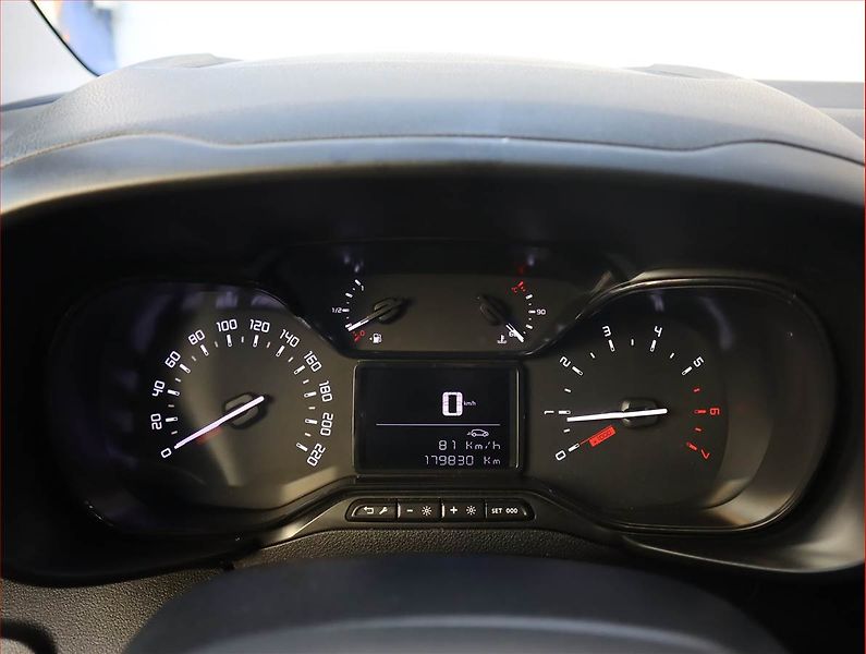 Toyota ProAce City (2020) Maxi 1.5 D-4D, 3Místa, SR, DPH - fotka 8 z 15