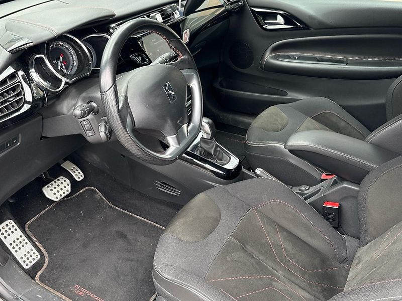 Citroën DS3 (2018) Performance Line Sport EAT6 - fotka 6 z 47