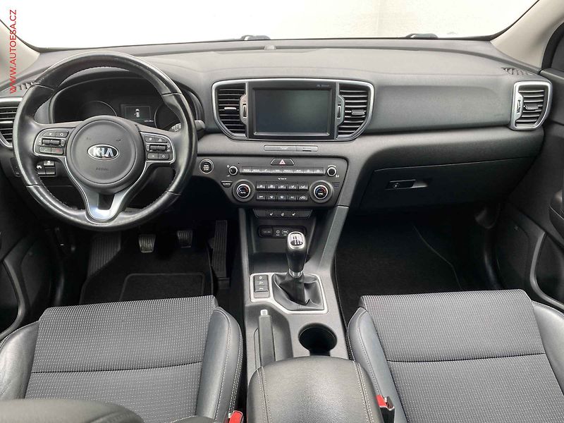 Kia Sportage (2016) 1.6 GDi 2WD, Spirit, TZ - fotka 8 z 19