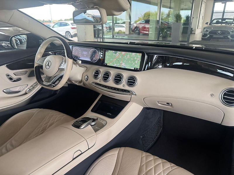 Mercedes-Benz Třídy S 500 4M - fotka 9 z 16