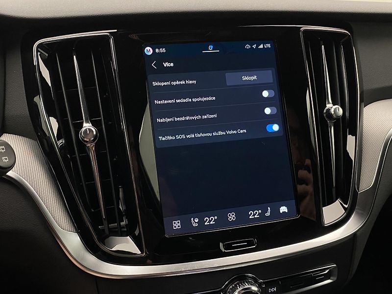 Volvo V60 (2026) B4 AUT DARK PLUS - fotka 48 z 57