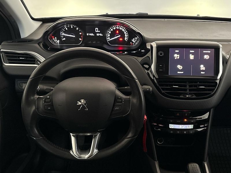 Peugeot 2008 (2017) GT-Line 1.6 BlueHDi 100K MAN5 - fotka 10 z 33