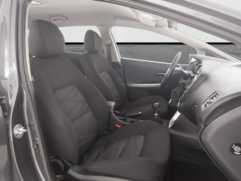 Kia Ceed (2015) 1.4 CVVT, ČR,1.maj, Serv.kniha - fotka 9 z 18