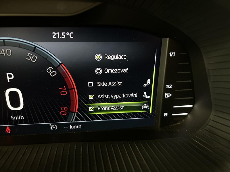 Škoda Scala (2022) 1.0TSi DSG Style REZERVACE - fotka 16 z 26