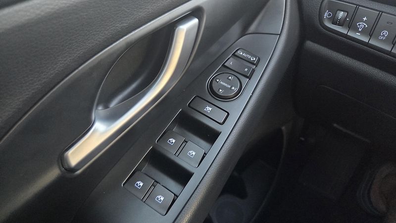 Hyundai i30 (2022) 1.5T-GDI, 118 kW, Smart,CZ,DPH - fotka 23 z 30