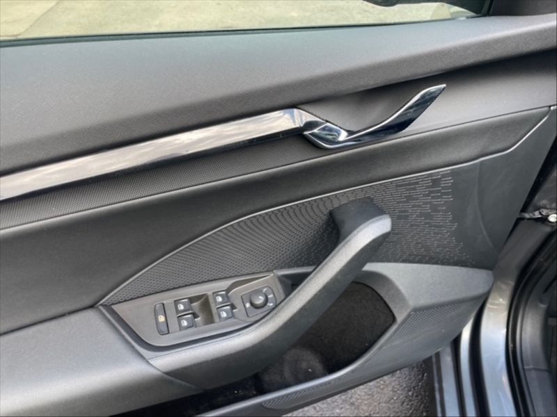 Škoda Octavia 2,0 TDI Ambition - fotka 11 z 11