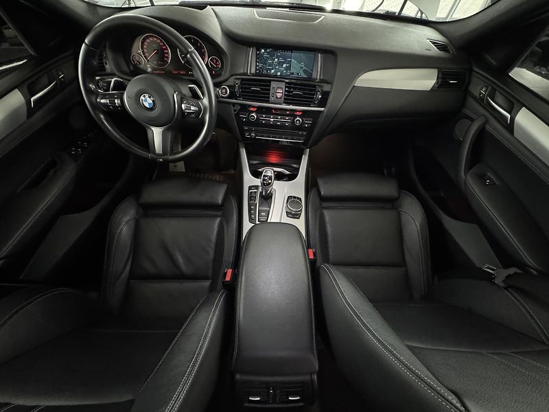 BMW X4 (2017) X4 M40i xDrive HARMAN KARDON - fotka 9 z 35