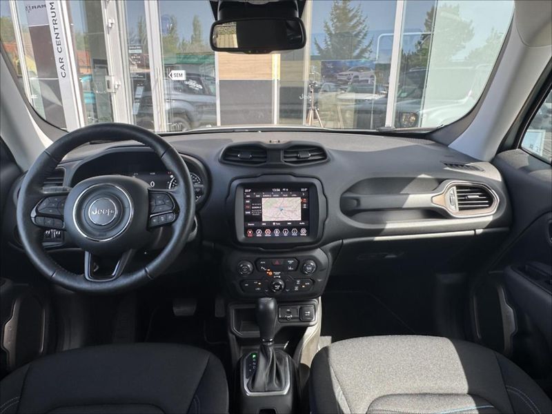 Jeep Renegade 1,5 e-Hybrid S FWD  Limited - fotka 12 z 14