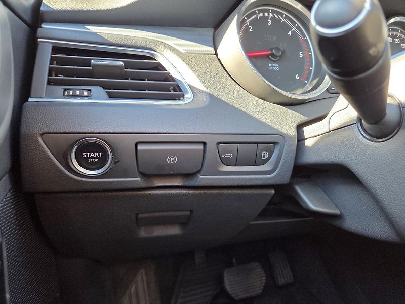Peugeot 508 (2014) 2.2 HDi 204 GT EAT6 - fotka 23 z 32