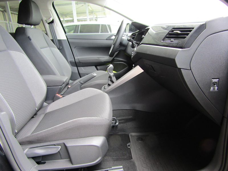 Volkswagen Taigo People 1,0 TSI 70 kW 5G - fotka 21 z 30