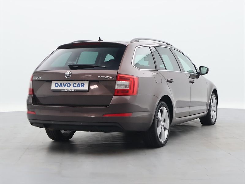 Škoda Octavia 2,0 TDI 110kW CZ Style DPH - fotka 7 z 35