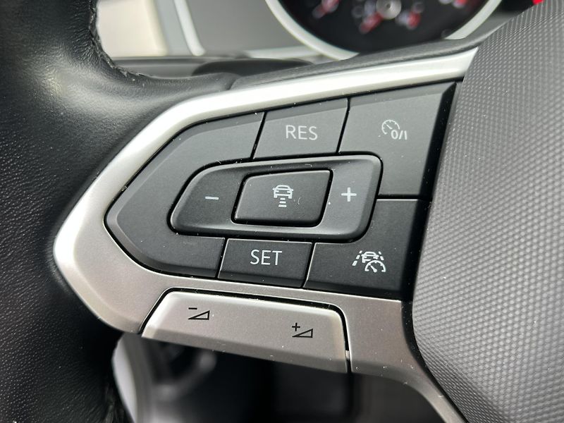 Volkswagen Passat (2023) 2.0TDI 147kW 4X4 DSG TAŽNÉ  - fotka 20 z 27