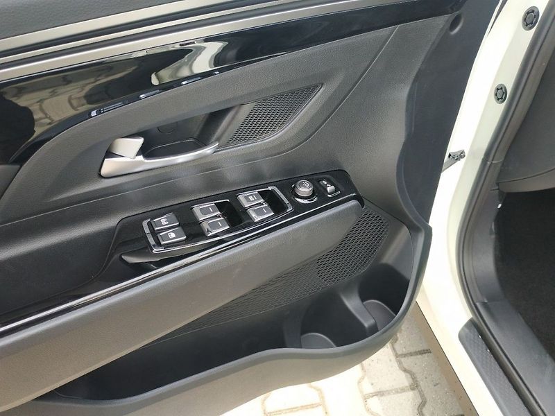 KGM Korando 1.5T, CLUB,2WD, AT, SKLADEM - fotka 11 z 36