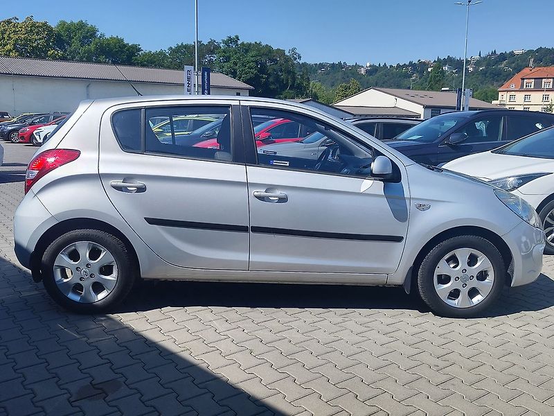 Hyundai i20 1.2/57kW Inclusive Plus - fotka 4 z 28