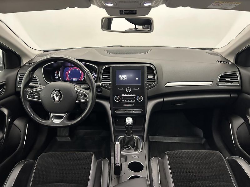 Renault Mégane 1.3 TCe - fotka 5 z 24