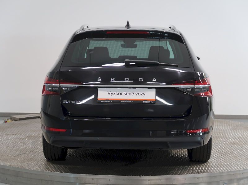 Škoda Superb (2023) STYLE 2.0TDI 110KW DSG - fotka 9 z 43