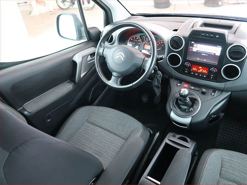Citroën Berlingo (2016) Shine 1.6 BlueHDi, 5Míst, ČR - fotka 7 z 17