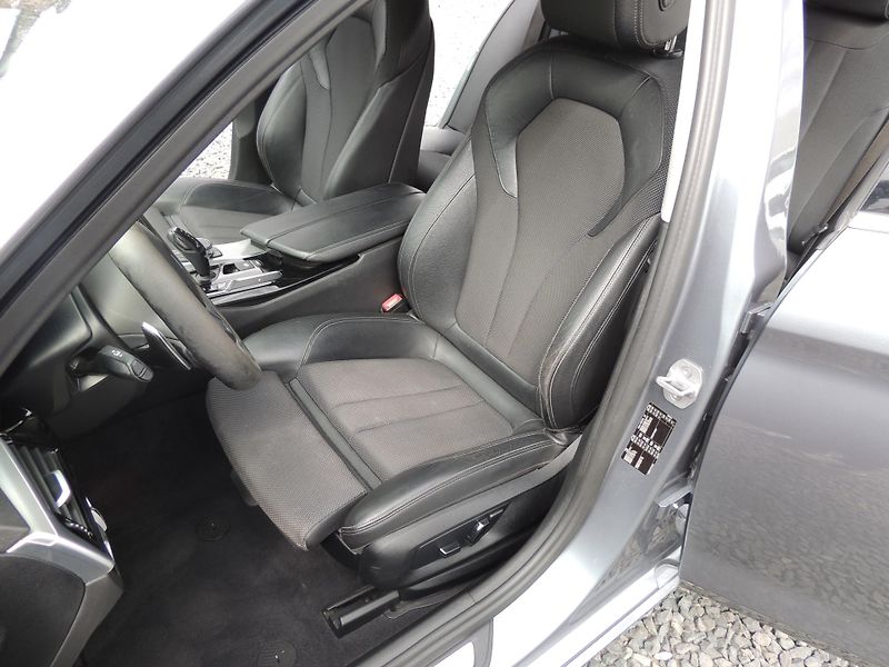 BMW Řada 5 (2017) 520D,Sportline.1.maj,Koup.ČR, - fotka 14 z 44