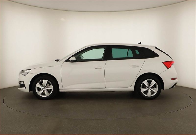 Škoda Scala (2021) 1.0 TSI, Tempomat - fotka 3 z 12