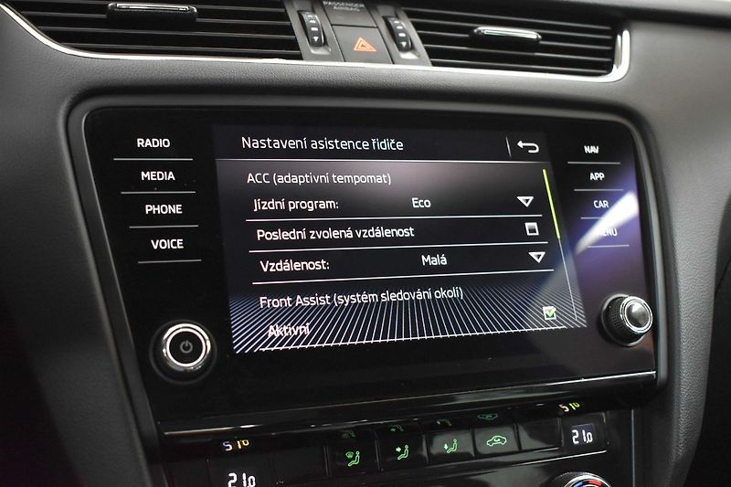 Škoda Octavia 1.6 TDI 85kW DSG*ACC*CAR-PLAY* - fotka 28 z 41