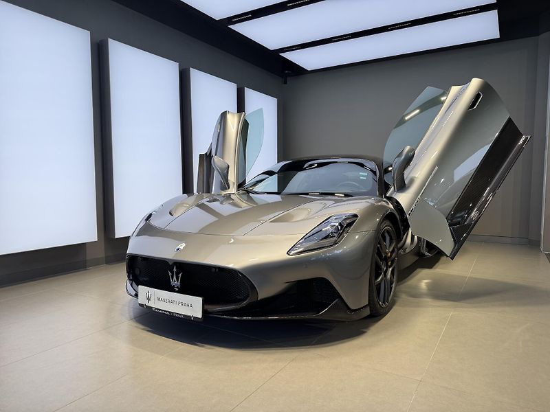 Maserati MC20 (2023) 630HP*PPF*FULL CARBON* - fotka 9 z 24