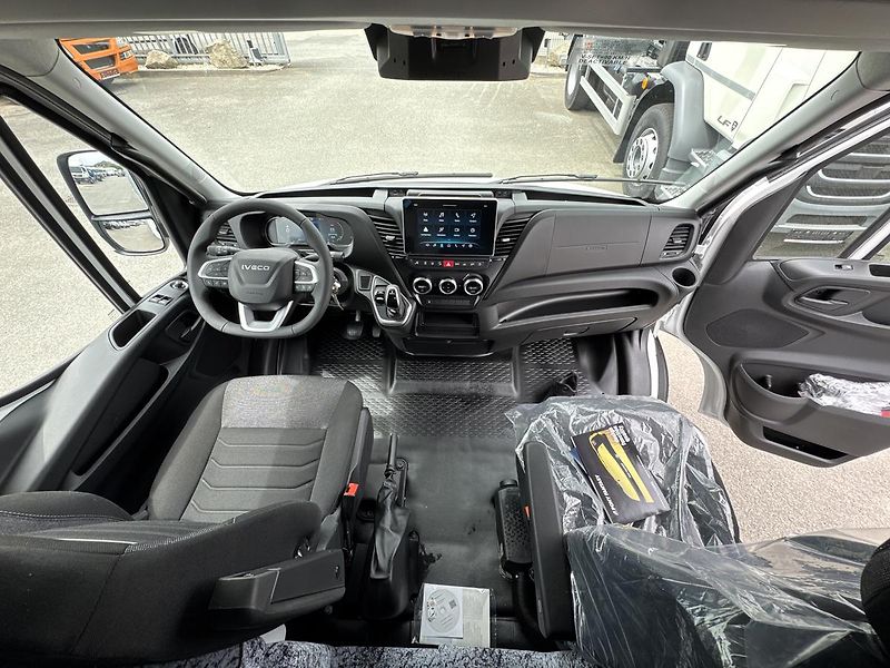 Iveco Daily (2026) 35S18 * 3.0*  DLOUHÁ KABINA-CZ - fotka 22 z 33