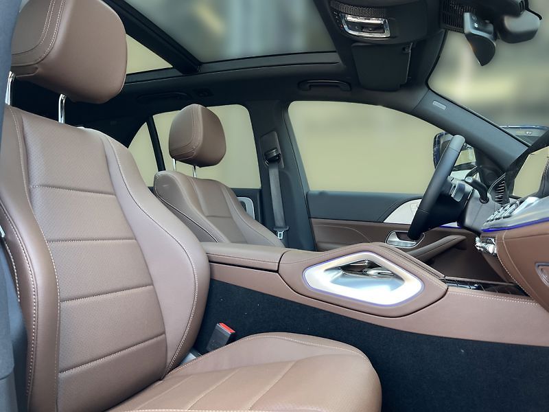 Mercedes-Benz GLE 450d 4MATIC AMG Style Edition - fotka 16 z 21