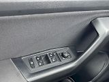 Volkswagen T-Roc (2023) 1.0 TSI 81 kW Life - náhled 22