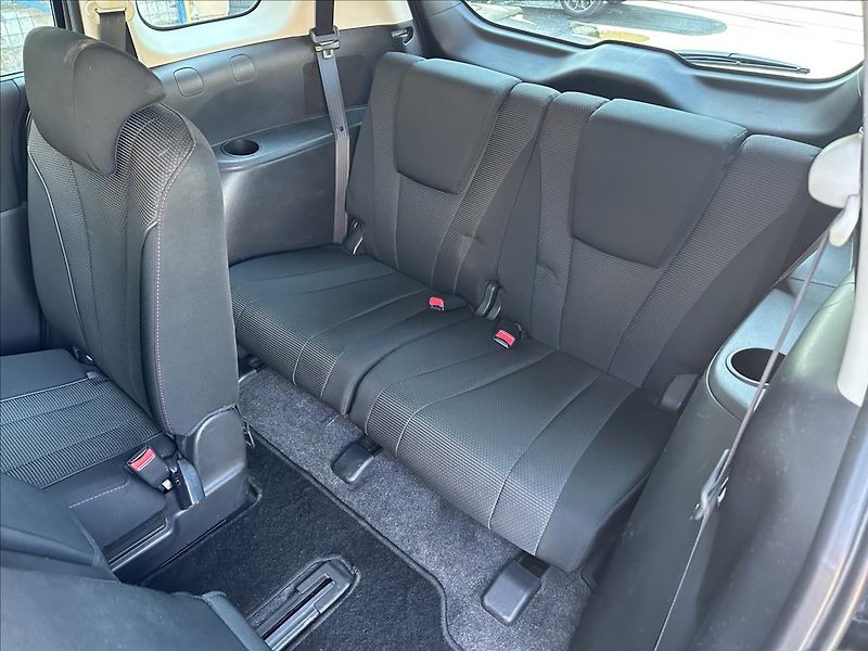 Mazda 5 2,0 7.míst tažné - fotka 15 z 35