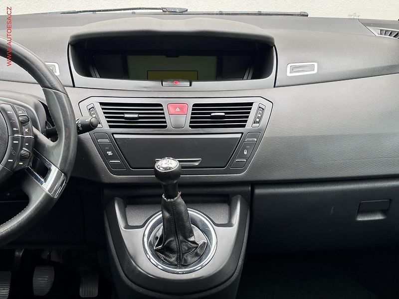 Citroën C4 Picasso (2011) 1.6 VTi, AC, tempo - fotka 10 z 18