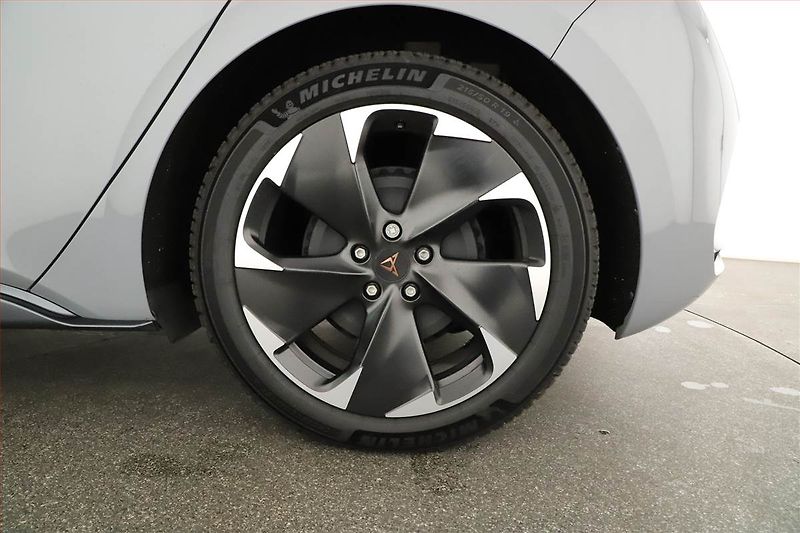 Cupra Born (2022) 58 e-boost, SoH 91% - fotka 21 z 21