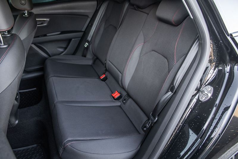 Seat Leon - fotka 23 z 24